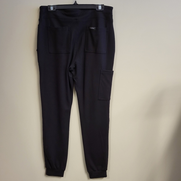 Jaanuu 10 Pocket Scrub Jogger Medium Black - Picture 3 of 3